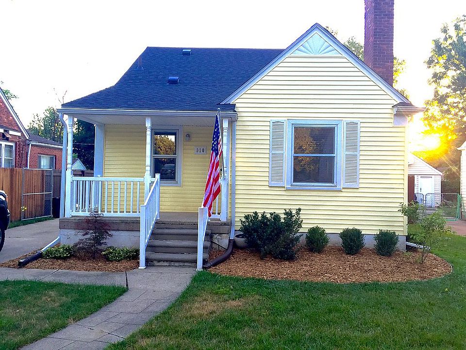 1st image of 910 Hoffman Ave