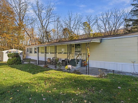 3rd image of 2 Cherokee Dr