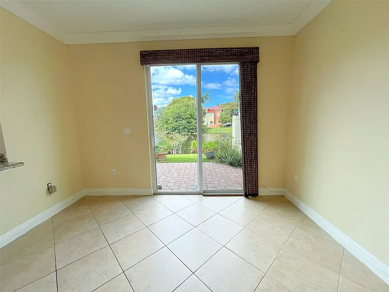 291 Lake Monterey Cir — Photo 15
