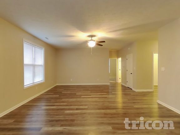 3rd image of 204 Myers Rd