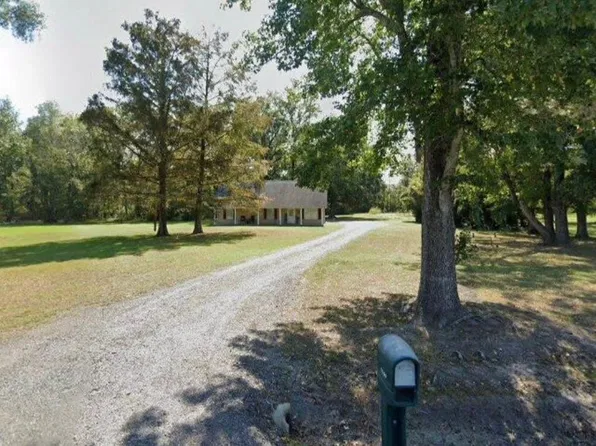 1164 Robert Mallet Rd, Arnaudville, LA 70512