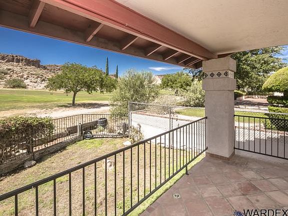 4th image of 370 Greenway Dr