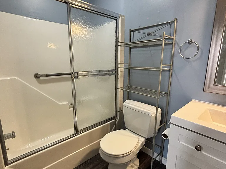 2 N Franklin St #4 — Photo 5