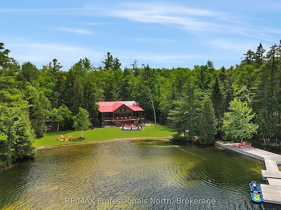 2nd image of 334 E Clear Bay Rd