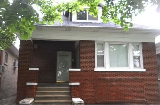 1st image of 7623 S Luella Ave
