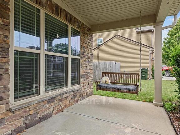 2nd image of 10 Windsor Creek Ct
