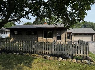 5480 Wellesley Dr, Jackson, MI 49201