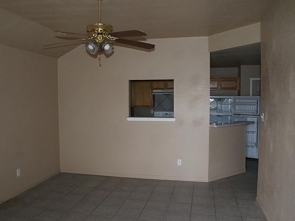 2nd image of 1210 Nicholas Cir APT A
