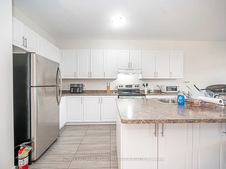 36 Sasco Way — Photo 4