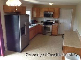 604 Shortridge Rd, Fayetteville, NC 28303