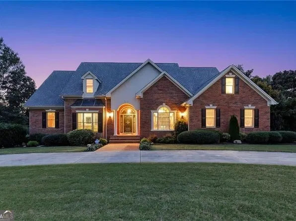5315 Innisbrook Ln, Gainesville, GA 30506