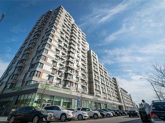 2nd image of 700 Brook Ave APT 2E
