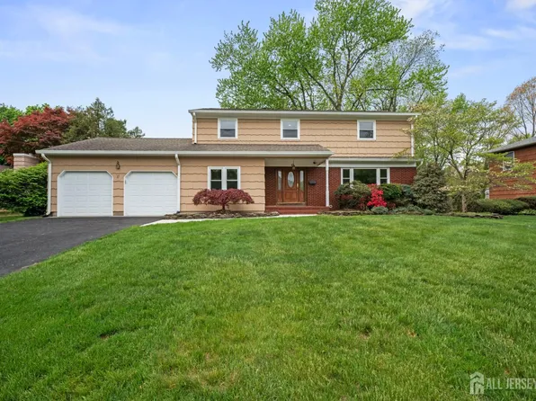 17 Green Hills Rd, East Brunswick, NJ 08816