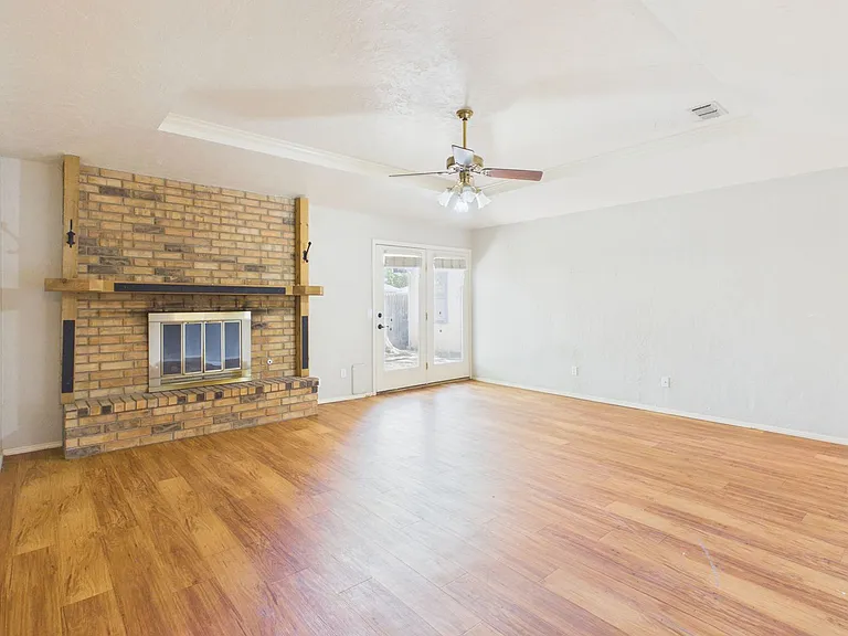 5822 Syracuse Dr — Photo 15
