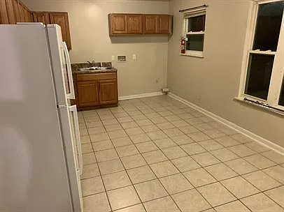 3300 Valley View Dr N — Photo 17