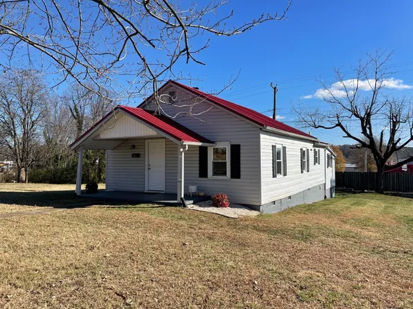 1019 7th St, Altavista, VA 24517