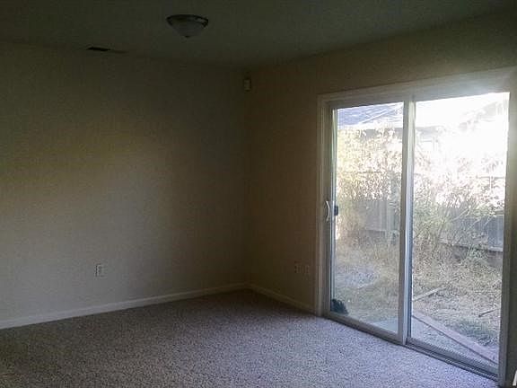 3rd image of 3730 Scallop Ct