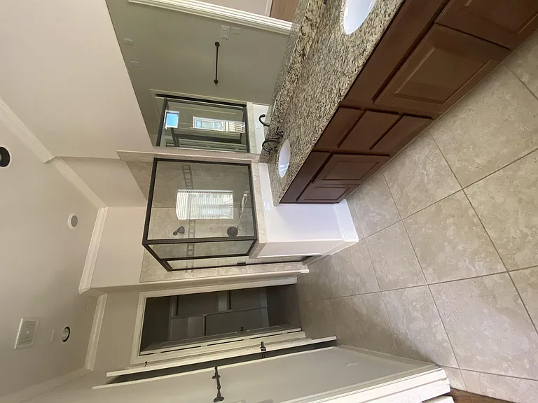 6353 Richmond Ave — Photo 14