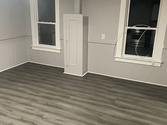 4th image of 33-35 Elliott St