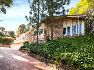 16016 Skytop Rd, Encino, CA 91436