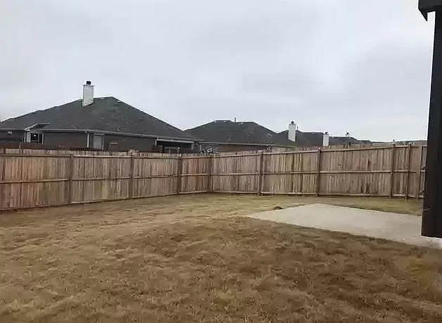 209 Welch Dr — Photo 6