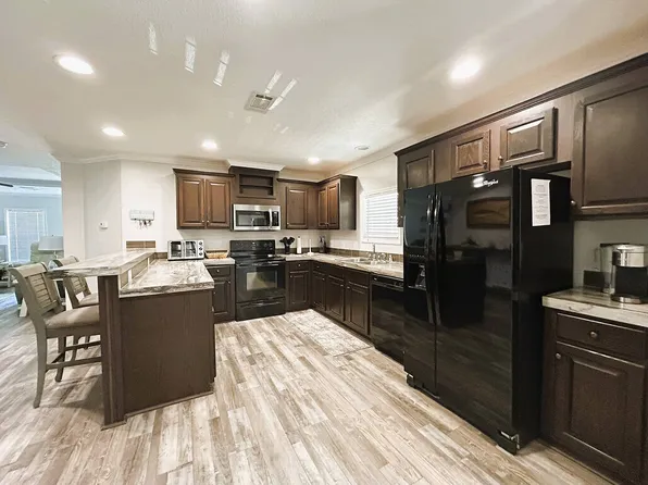 172 Highland Dr #964, Leesburg, FL 34788