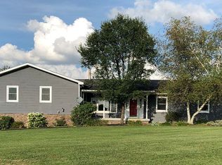 1537 Grafton Rd, Morgantown, WV 26508