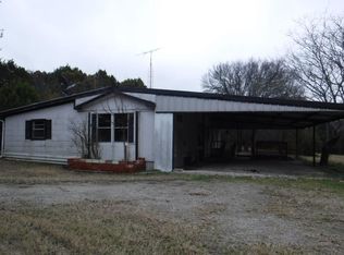 9145 Hilltop Dr, Cleburne, TX 76033