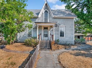 415 W 3rd St, The Dalles, OR 97058