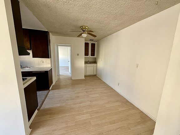 5th image of 912 Hilldale Ave APT 4
