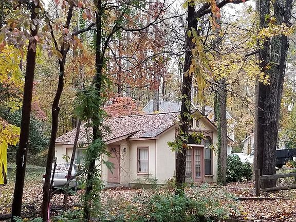 4th image of 679 Lake Caroline Dr