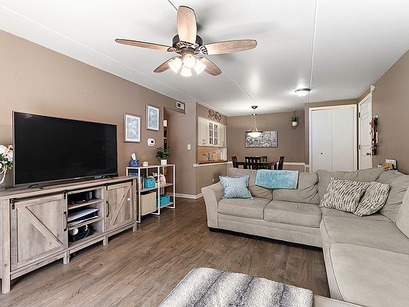 5th image of 5235 James Ln #1202
