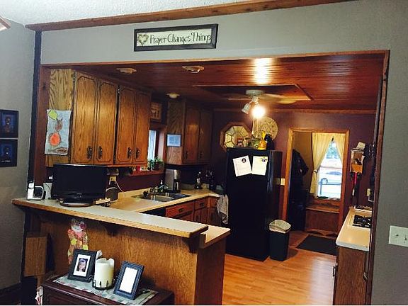 5th image of 156 7th Ave N