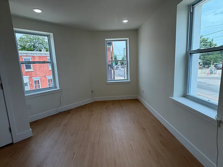 4212 Lancaster Ave #202 — Photo 20