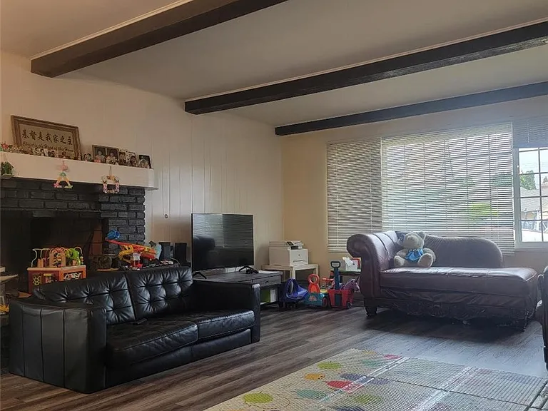 3708 Sara Dr — Photo 6