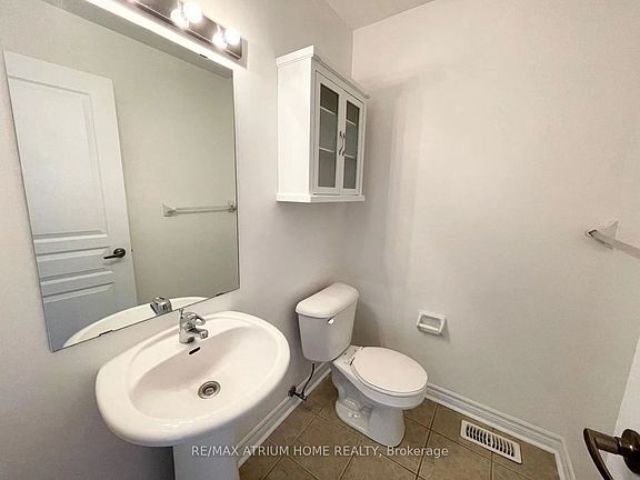 5th image of 59 Routliffe Ln