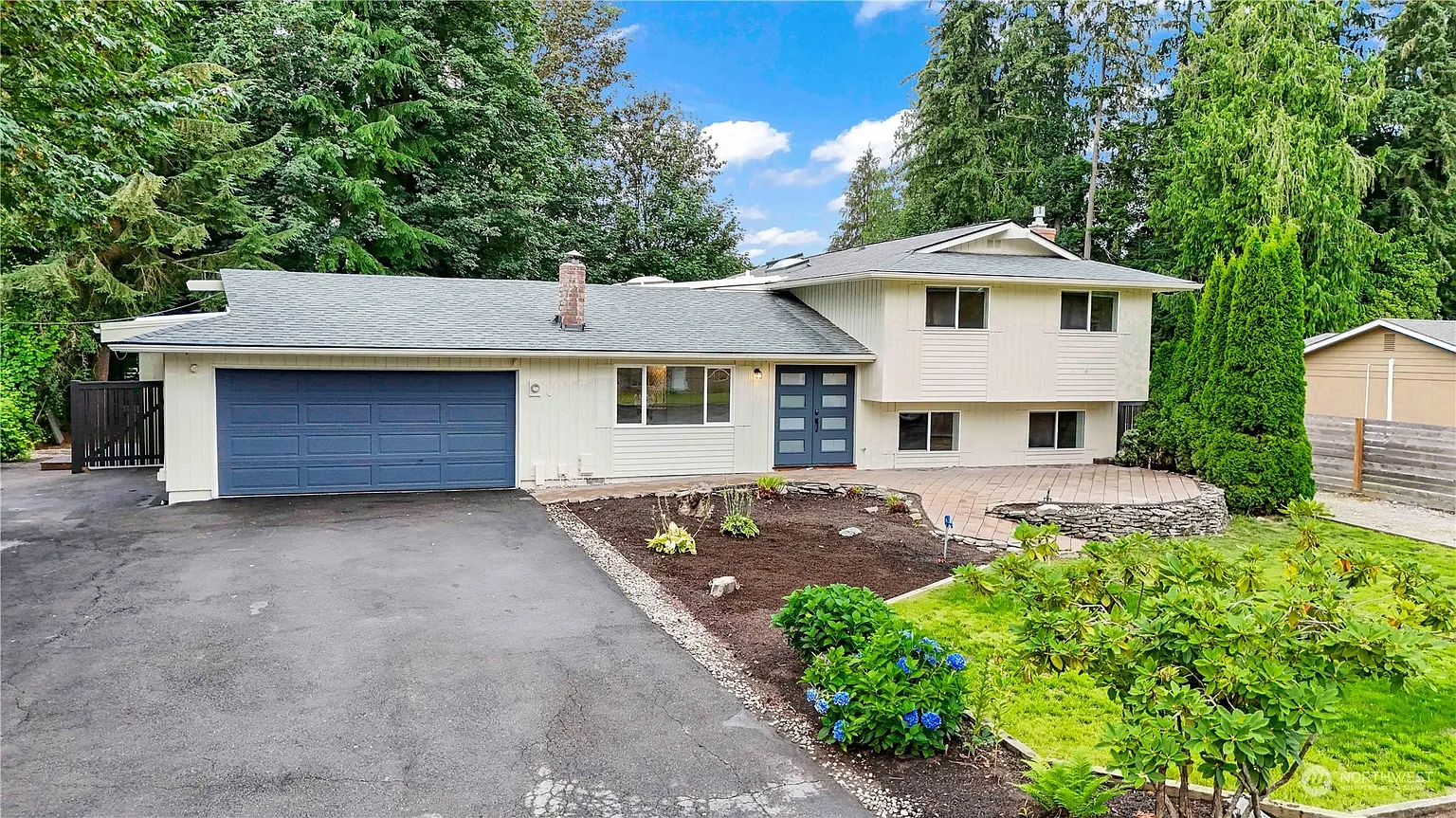 22518 121st Drive NE photo 1