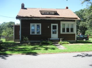 1 Oak Ave, Attleboro, MA 02703