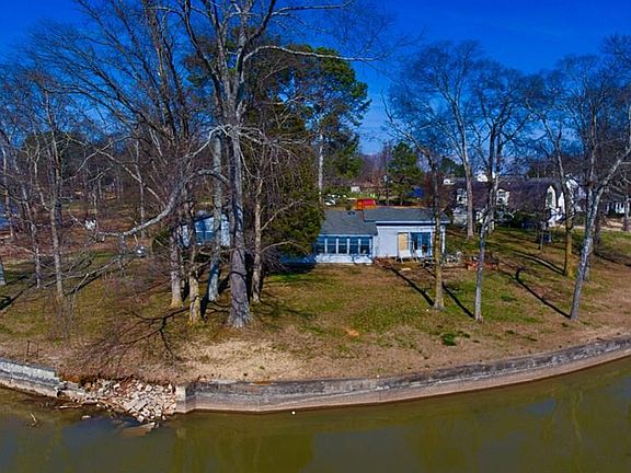 2nd image of 139 Longshore Dr