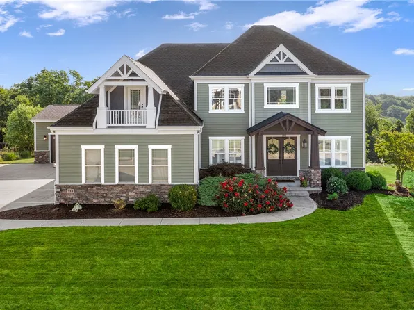 914 Penticon Ln, Warrendale, PA 15086