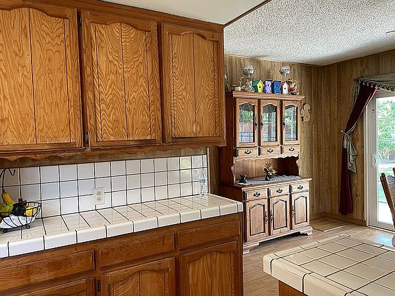 5th image of 4148 San Anseline Ave