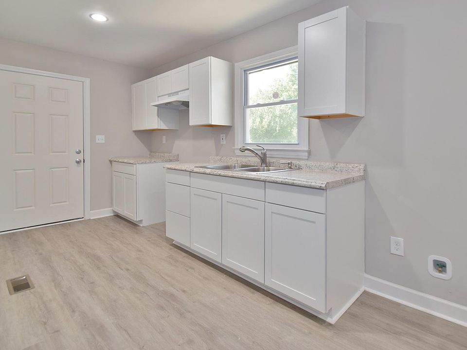 1st image of 1632 W 5th Ave #B
