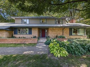 1315 W Saint Andrews Rd, Midland, MI 48640