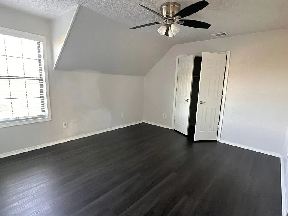 Bedroom 1 on lower level.