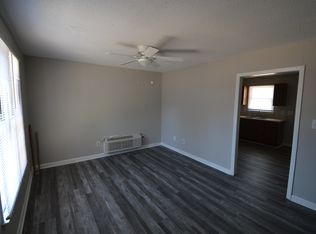 831 N Franklin St, Wake Forest, NC 27587