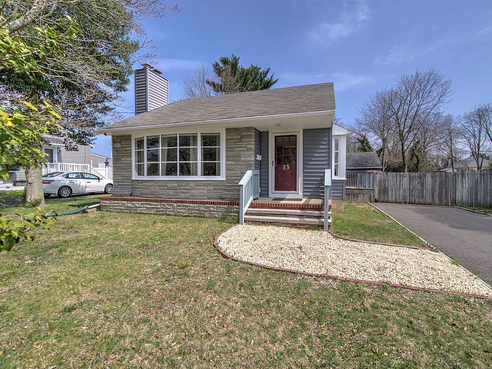 1st image of 13 King St