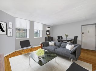 317 W 95th St, New York, NY