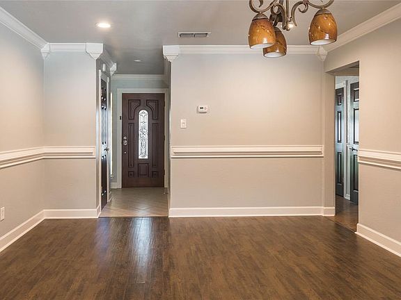 5th image of 6616 Campana St