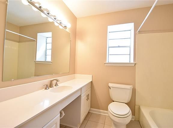 5th image of 3012 12th St APT D