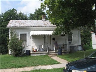 1st image of 30 Morris Ave